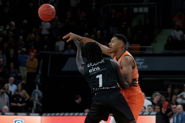 帮助中国男 帮助中国男