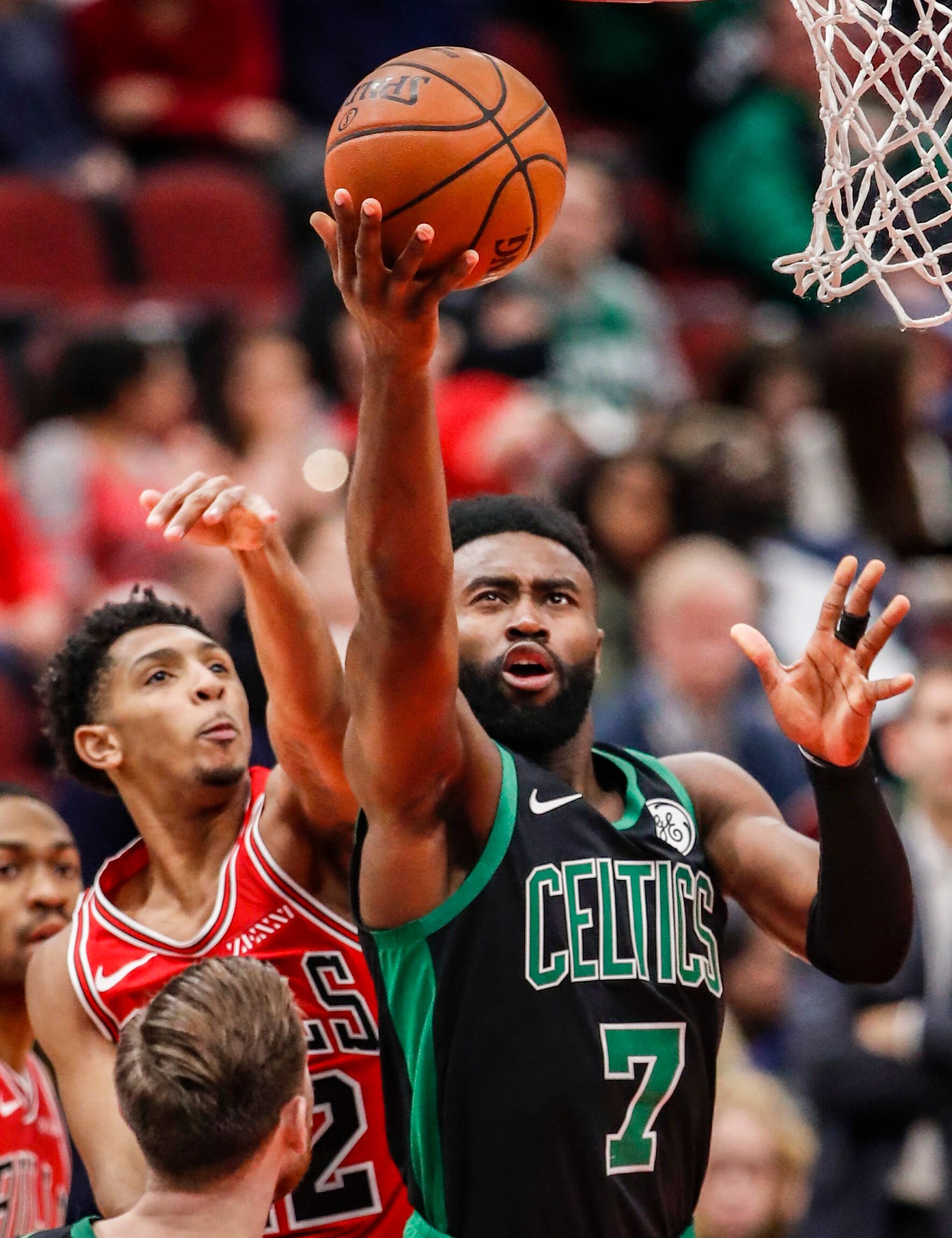 主动出击 主动出击