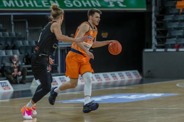 圣保利的顽 圣保利的顽