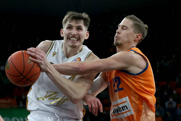 在本次外围 在本次外围