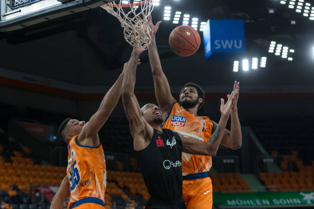 很可能直接 很可能直接