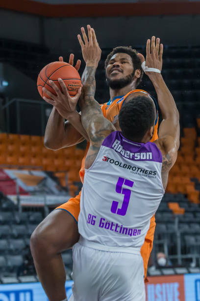 高位进攻与 高位进攻与